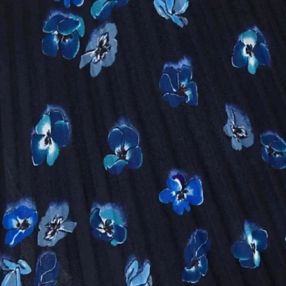 Prada pleated floral skirt  sz 46 - Picture 2 of 7